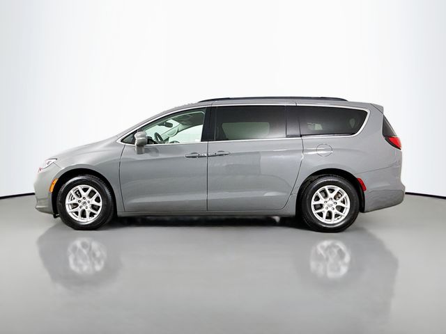 2022 Chrysler Pacifica Touring L photo 4