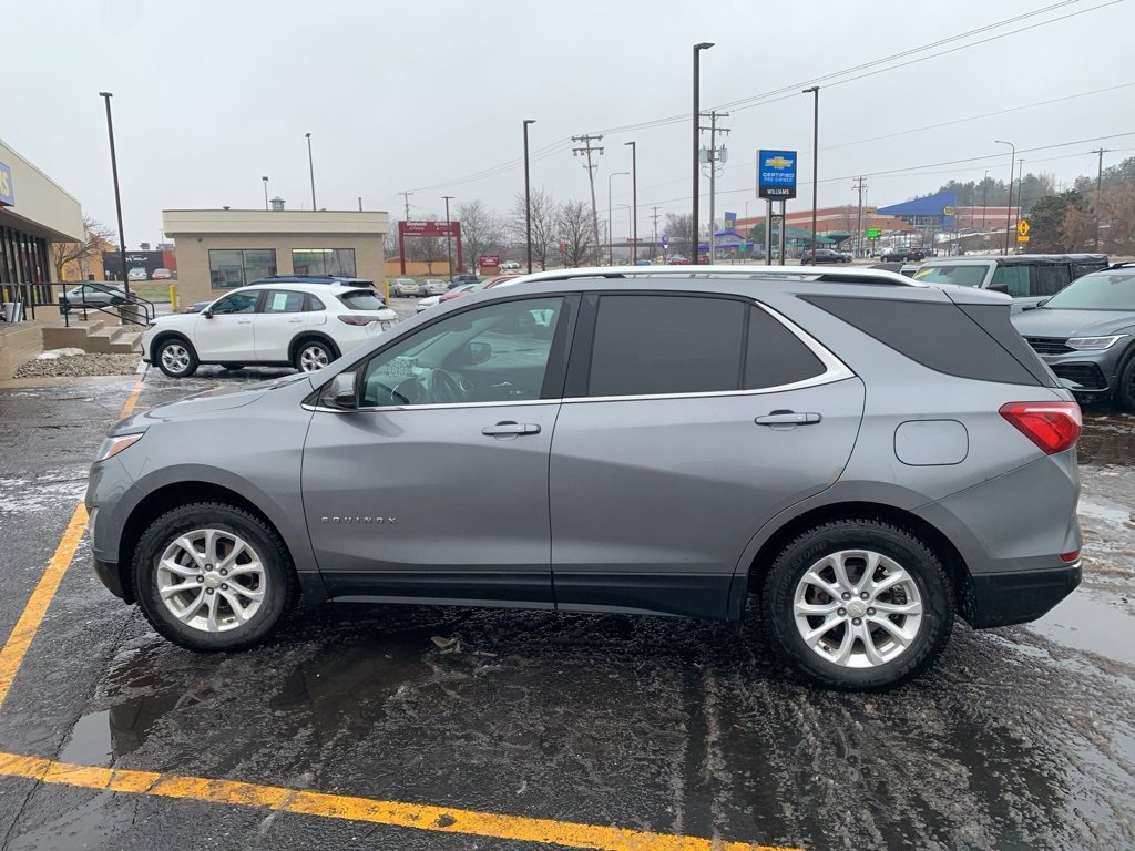 2018 Chevrolet Equinox LT's photo