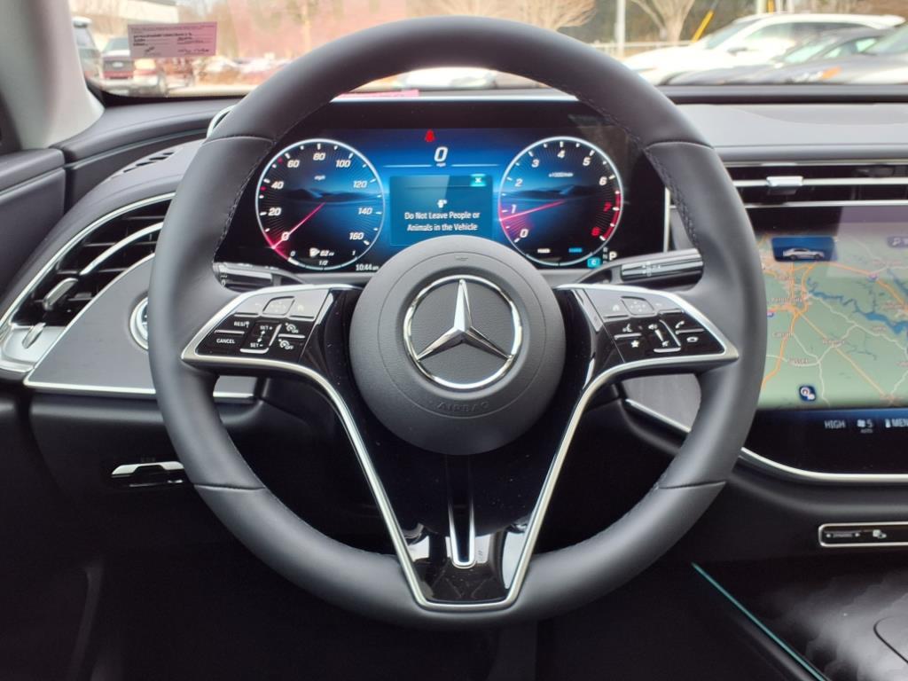 2025 Mercedes Benz E 350 photo 4