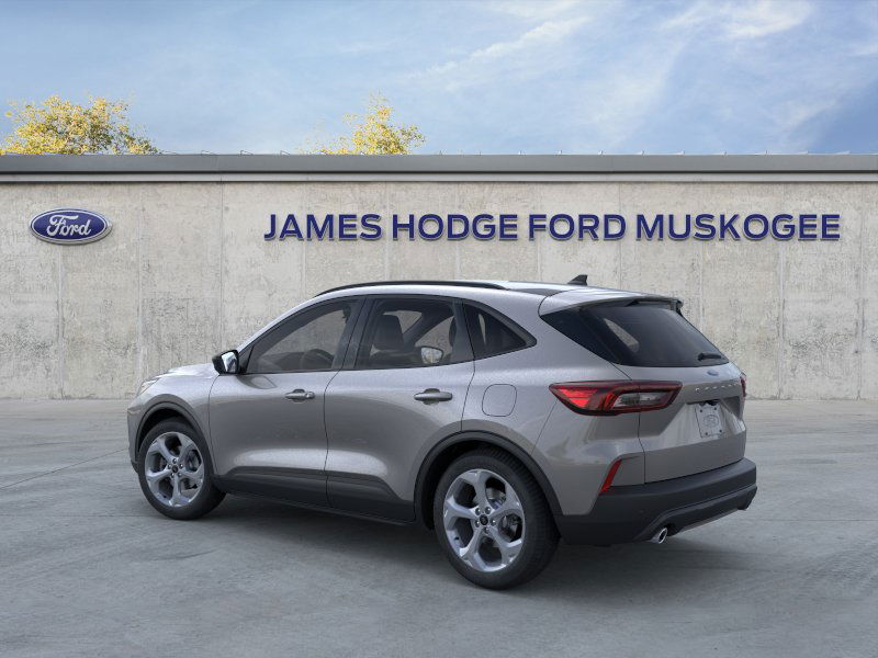 2025 Ford Escape ST-Line photo 4