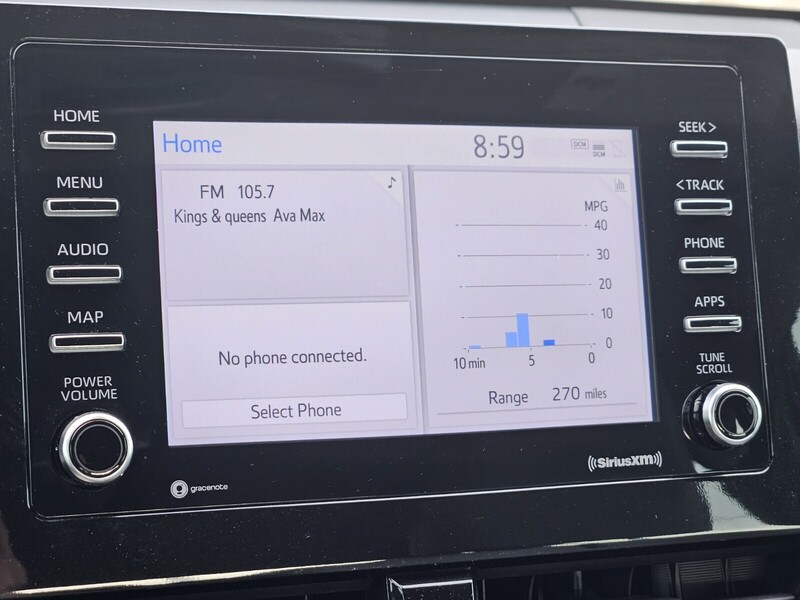 2023 Toyota Camry SE photo 18