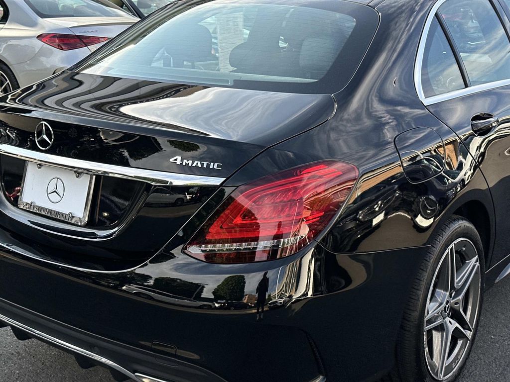 2019 Mercedes Benz C 300 photo 7