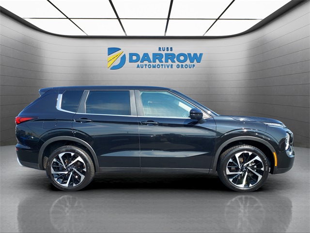2023 Mitsubishi Outlander SE photo 5