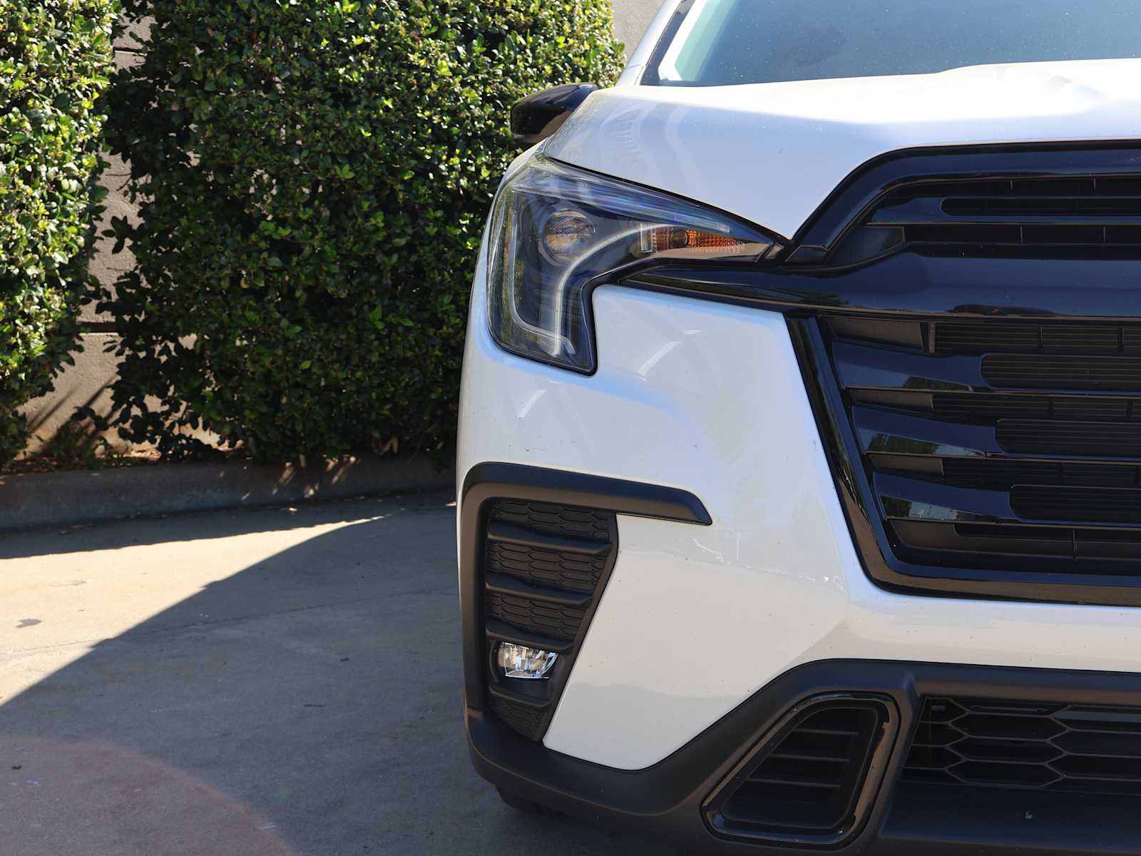 2025 Subaru Ascent Onyx Edition Touring photo 4