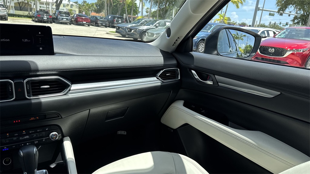 2024 Mazda CX-5 2.5 Premium Plus photo 13