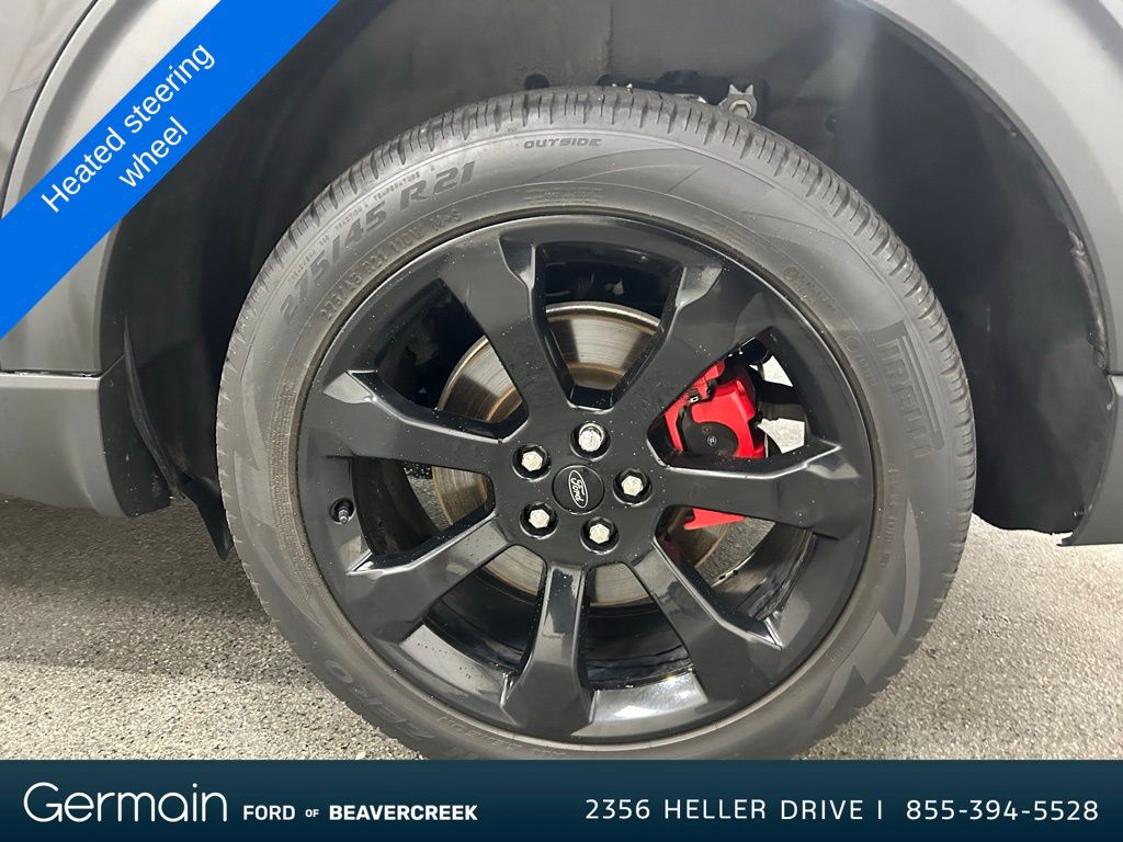 2022 Ford Explorer ST photo 9
