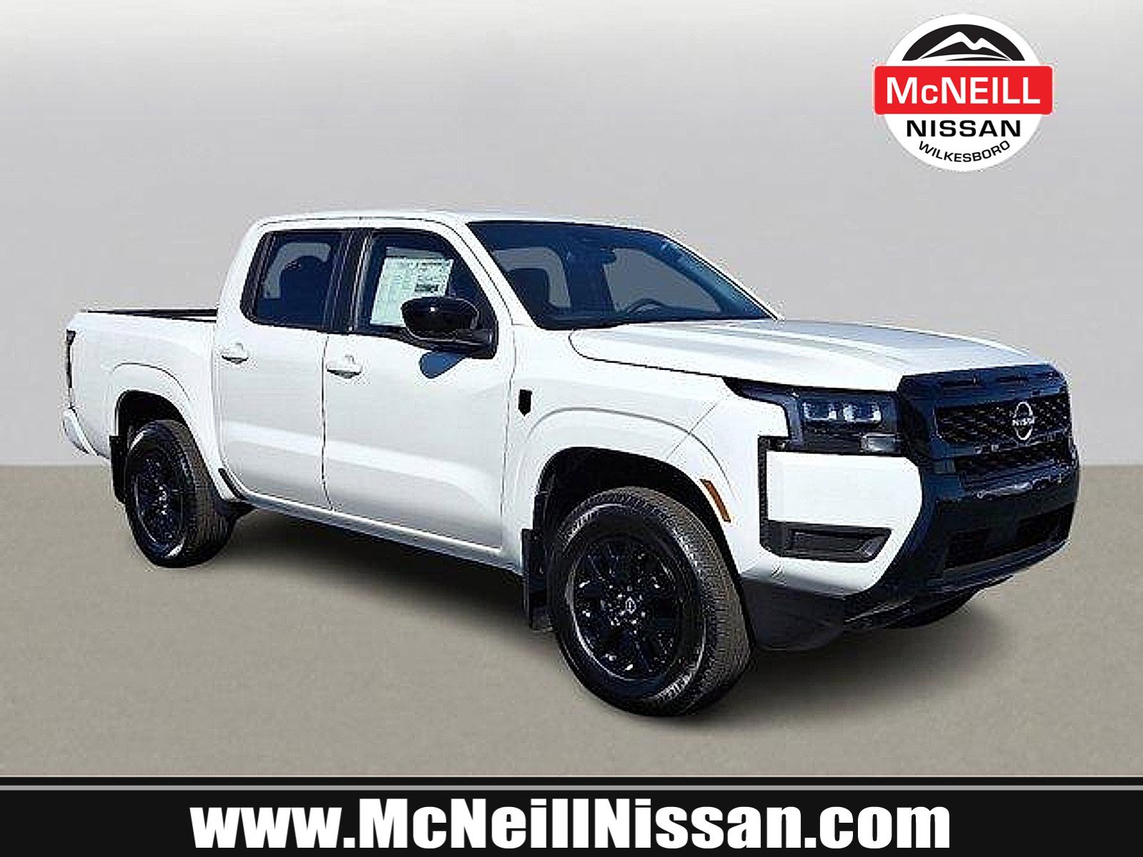 2026 Nissan Frontier SV's photo