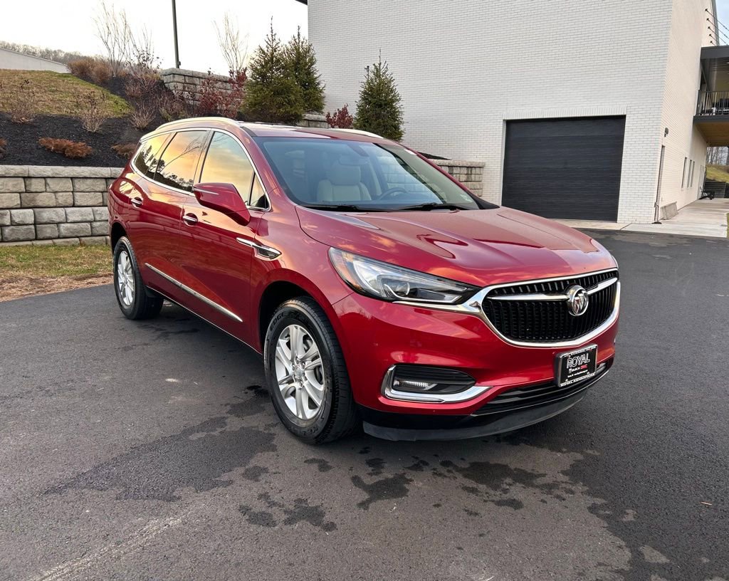 2020 Buick Enclave Essence's photo