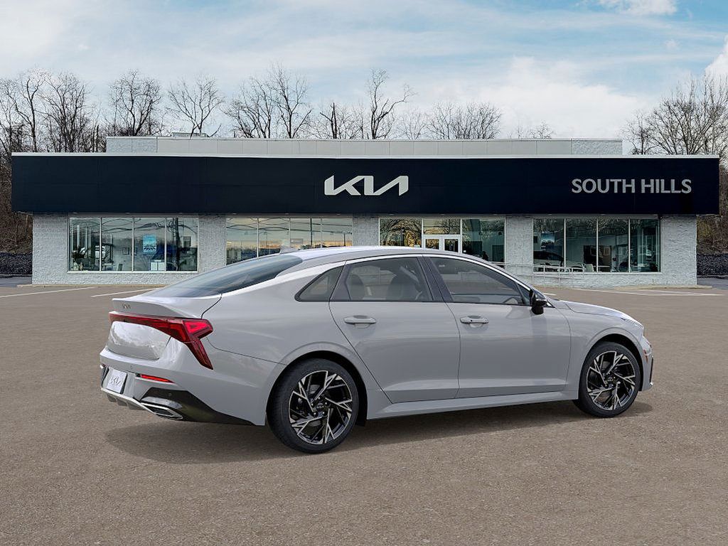 2026 Kia K5 GT-Line photo 4