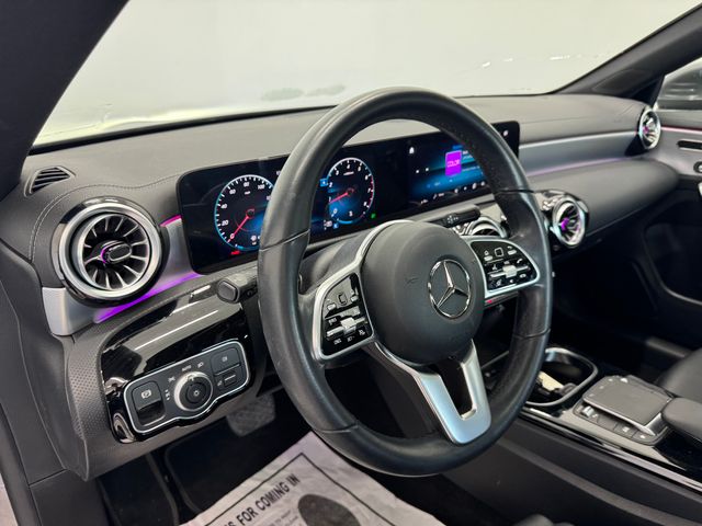2022 Mercedes Benz CLA 250 photo 39