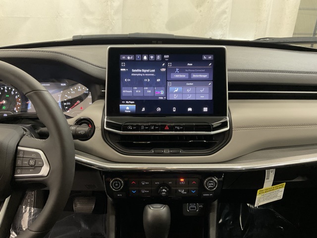 Used 2024 White Jeep Limited image 17