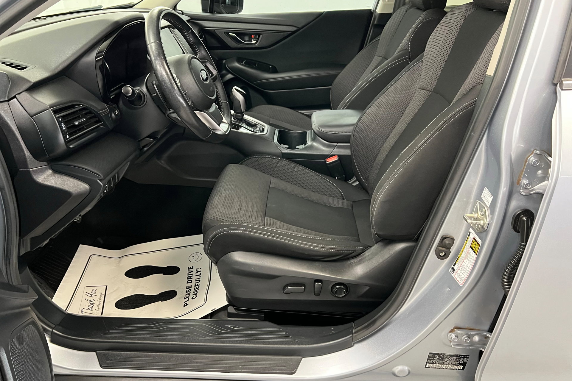 2020 Subaru Outback Premium photo 17
