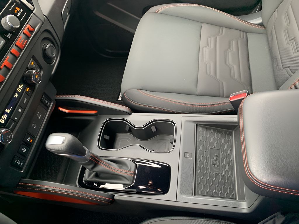 2025 Nissan Frontier PRO-4X photo 23