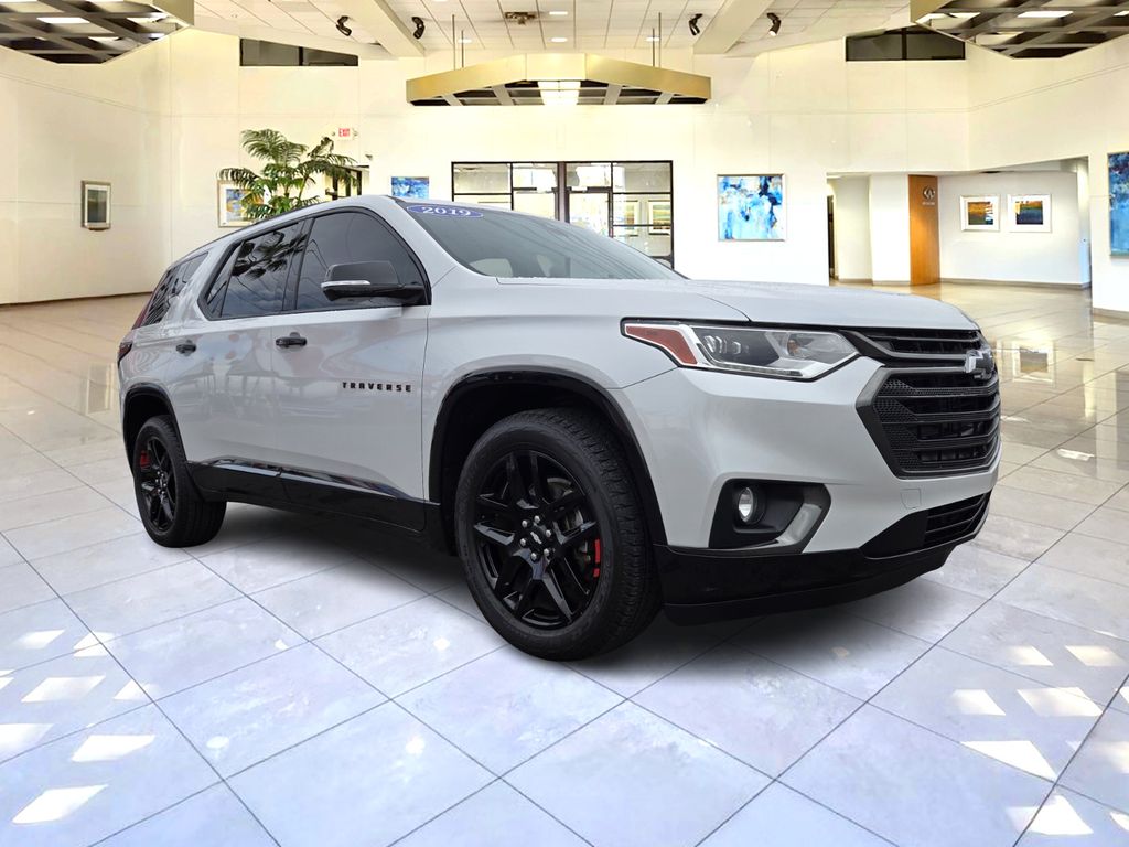 2019 Chevrolet Traverse Premier's photo