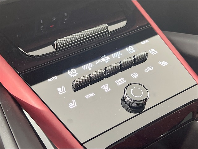 2025 Porsche Cayenne Coupe photo 16