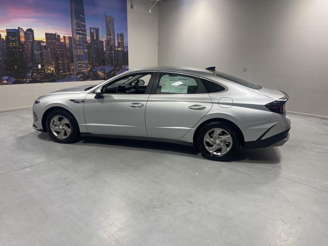 2026 Hyundai Sonata SE photo 2