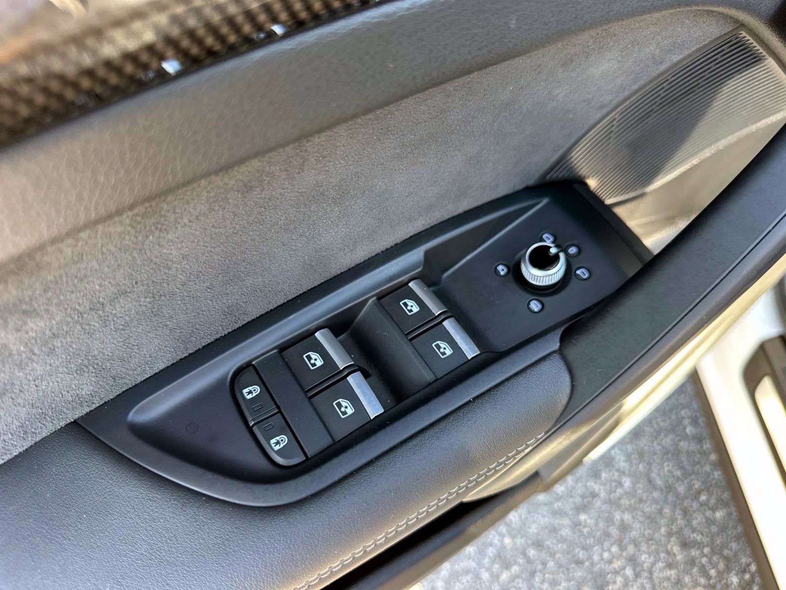 2023 Audi SQ5 Premium Plus photo 18