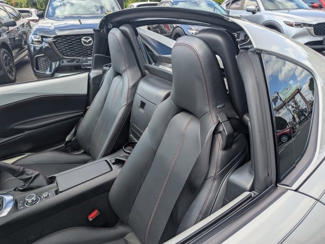 2019 Mazda MX-5 Miata Miata RF Grand Touring photo 12