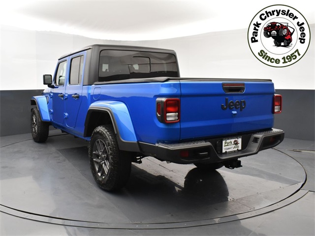 2025 Jeep Gladiator Sport photo 4
