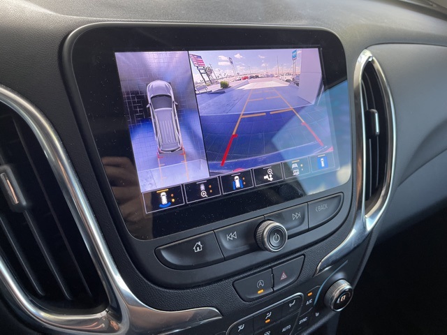 2024 Chevrolet Equinox LT photo 9