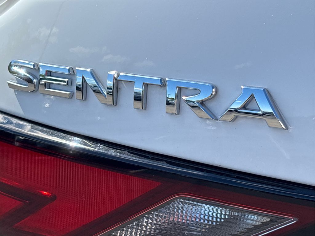 2025 Nissan Sentra S photo 12