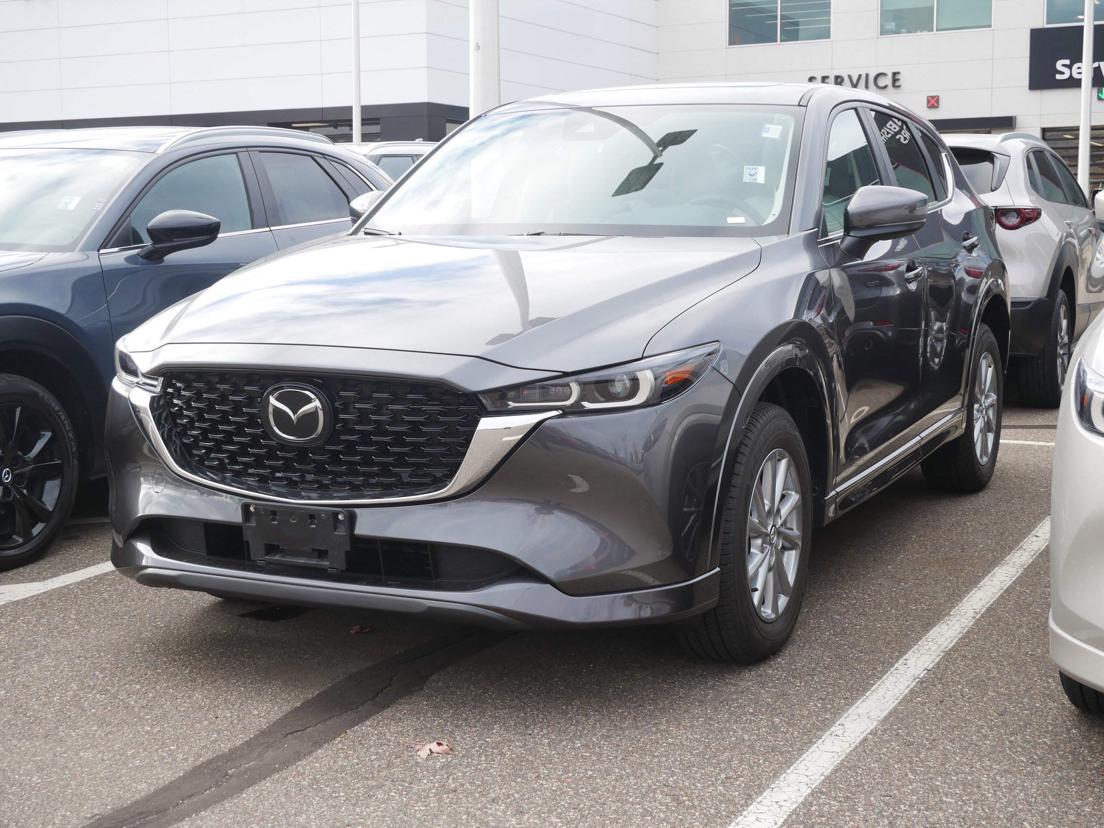 2025 Mazda CX-5 2.5 S Preferred photo 3