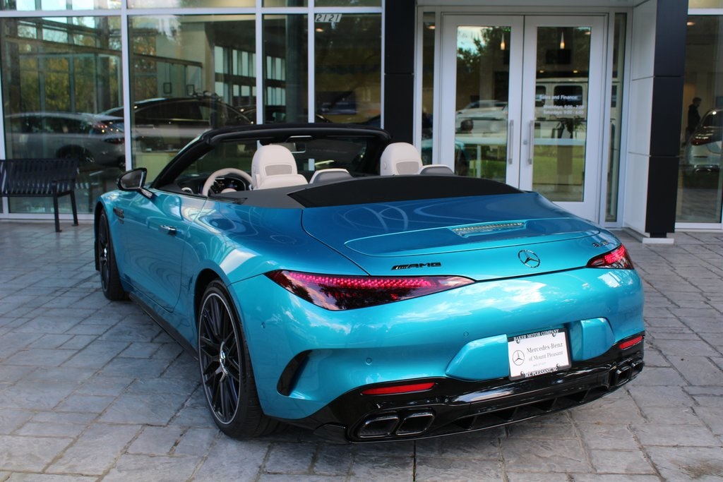 2024 Mercedes Benz SL AMG 63 photo 11