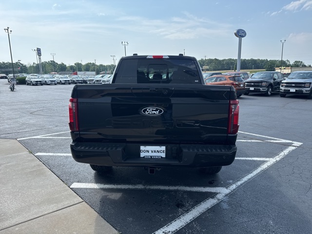 2025 Ford F-150 XLT photo 3