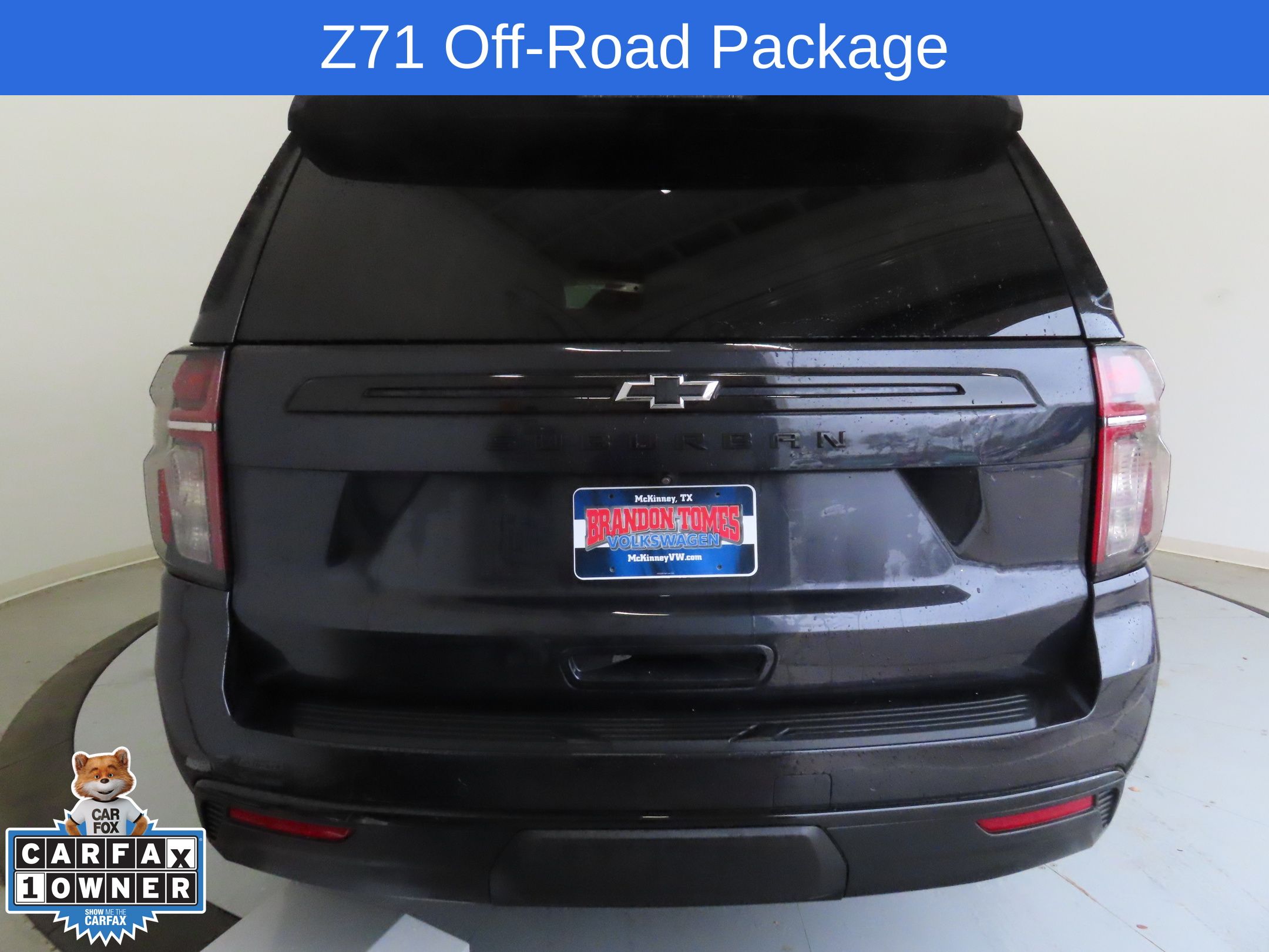 2023 Chevrolet Suburban Z71 photo 3