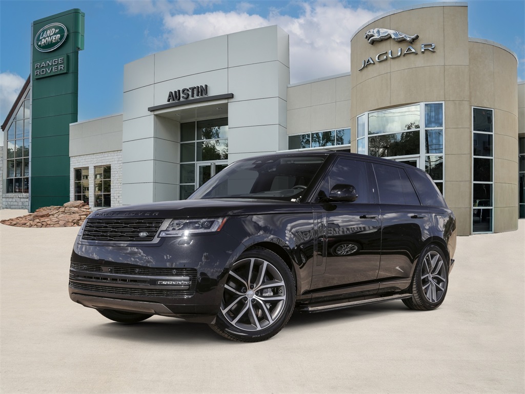 2025 Land Rover Range Rover SE's photo