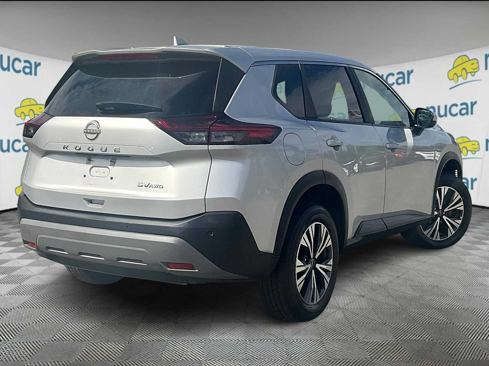 2023 Nissan Rogue SV photo 6
