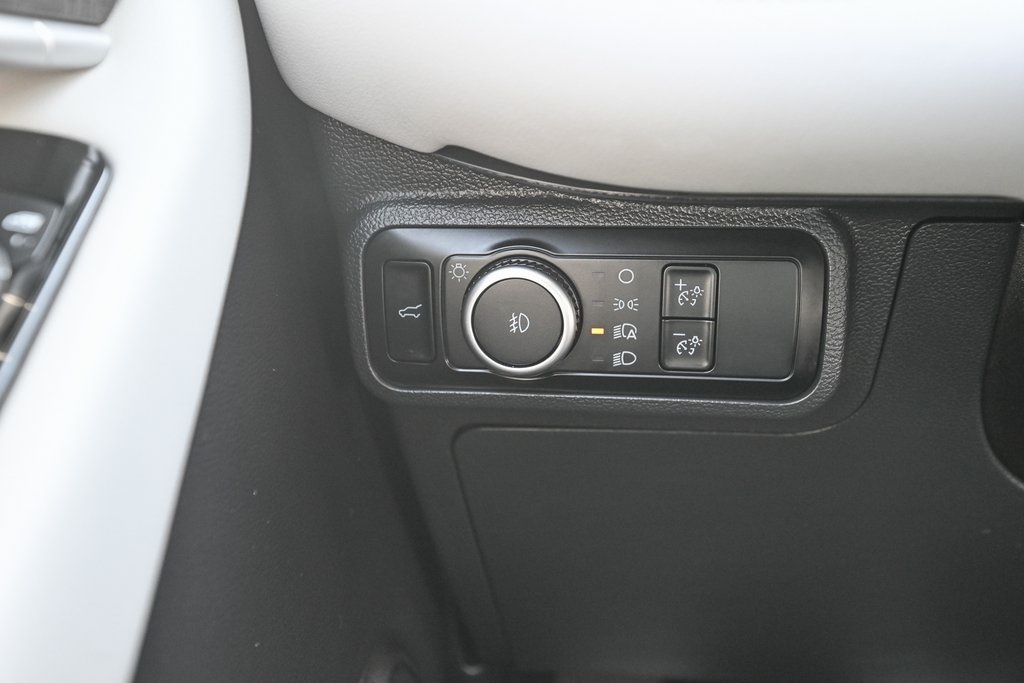 2025 Ford Explorer Platinum photo 38
