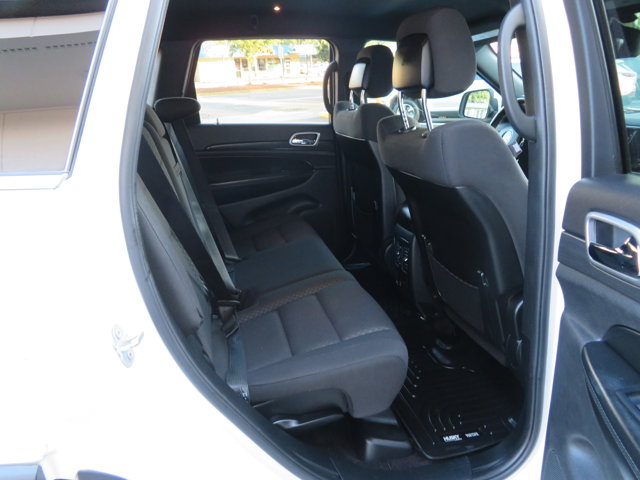 2018 Jeep Grand Cherokee Laredo E photo 10