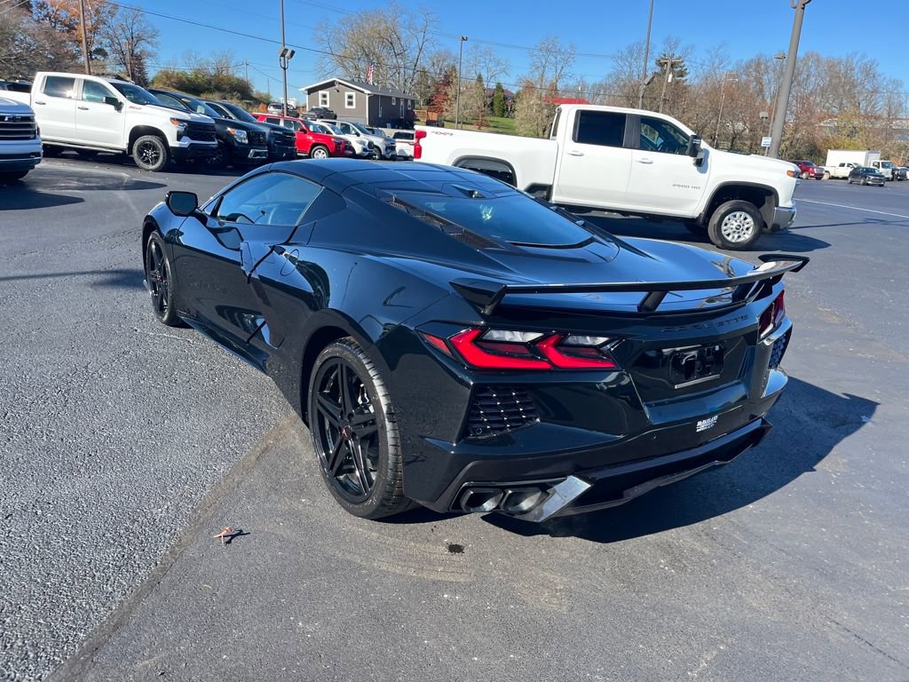 2026 Chevrolet Corvette Stingray 2LT photo 3