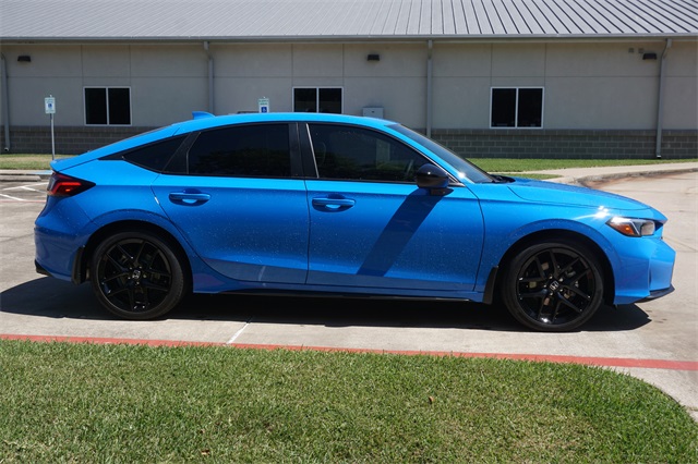 2026 Honda Civic Hatchback Sport Hybrid photo 2