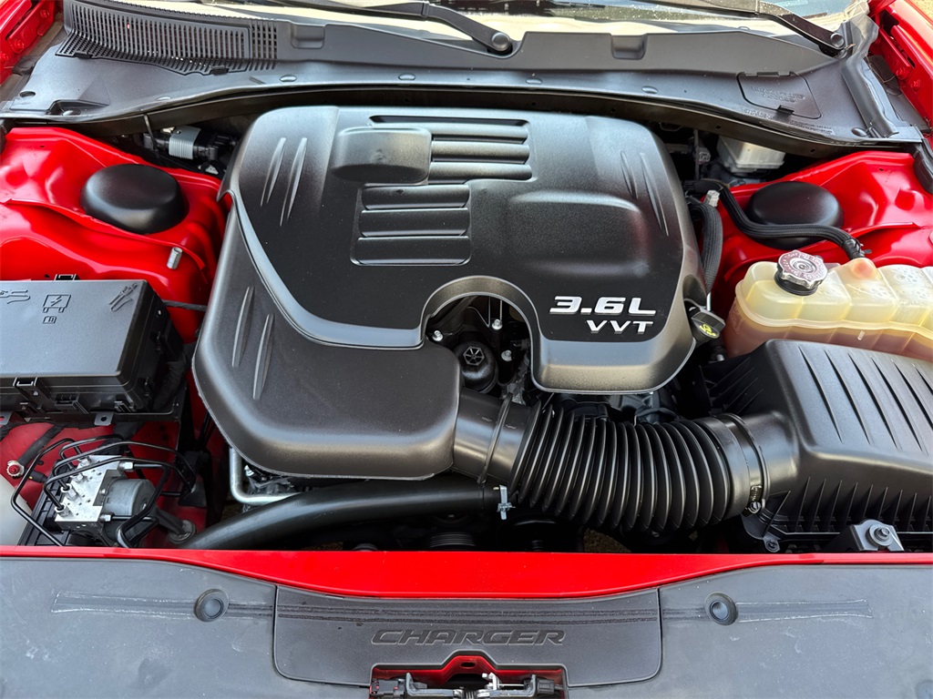 2021 Dodge Charger SXT photo 7