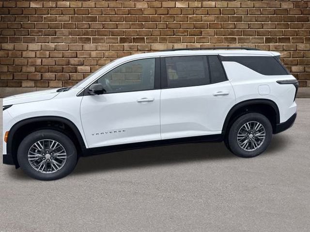 2026 Chevrolet Traverse photo 2