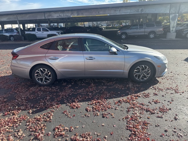 2021 Hyundai Sonata SEL Convenience photo 4