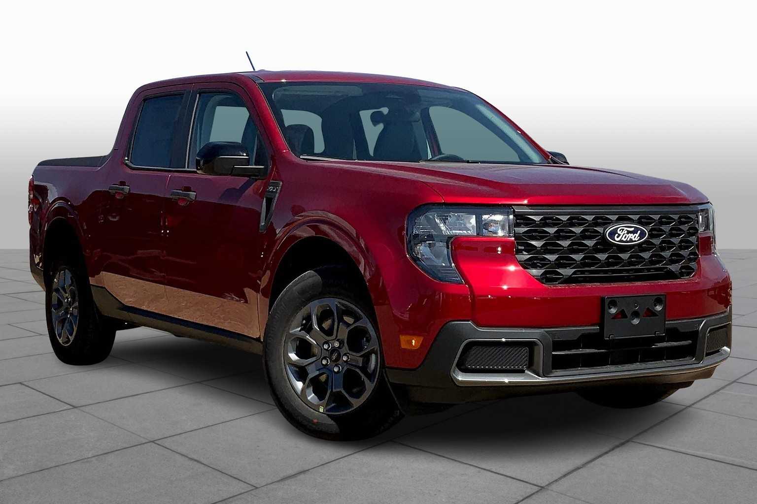 2025 Ford Maverick XLT photo 2