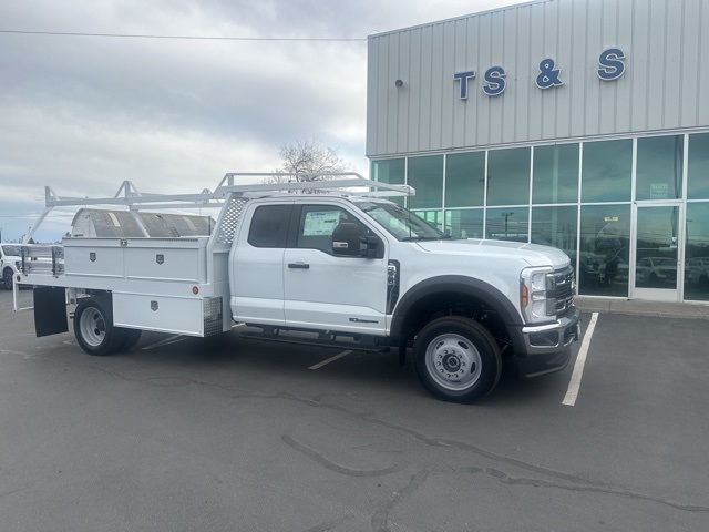 2025 Ford F-550 XL photo 2
