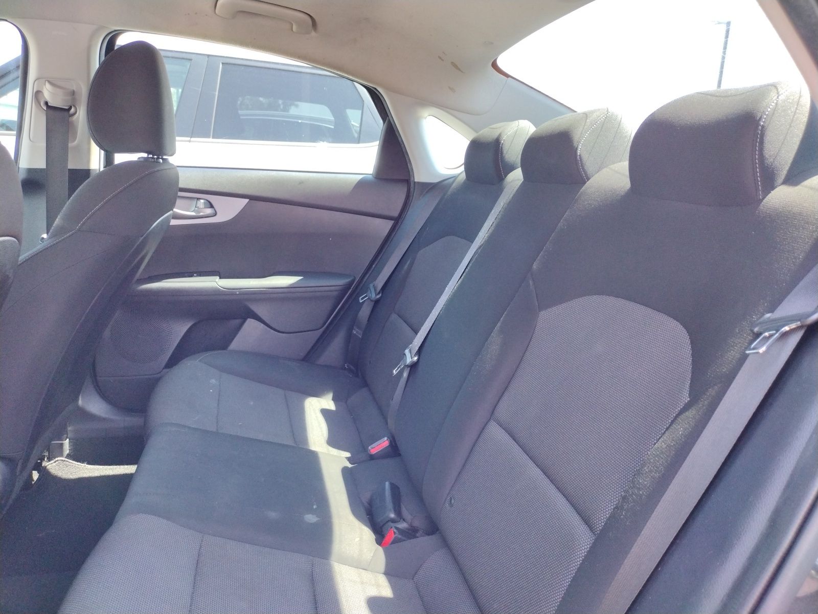 2022 Kia Forte LXS photo 7