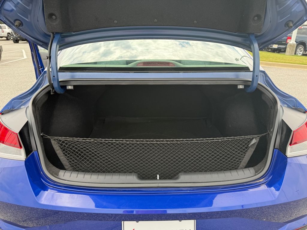 2022 Hyundai Elantra SEL photo 20