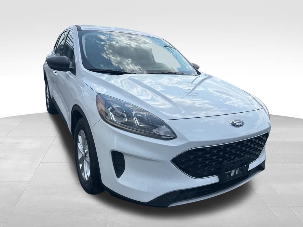 2022 Ford Escape Hybrid SE photo 6