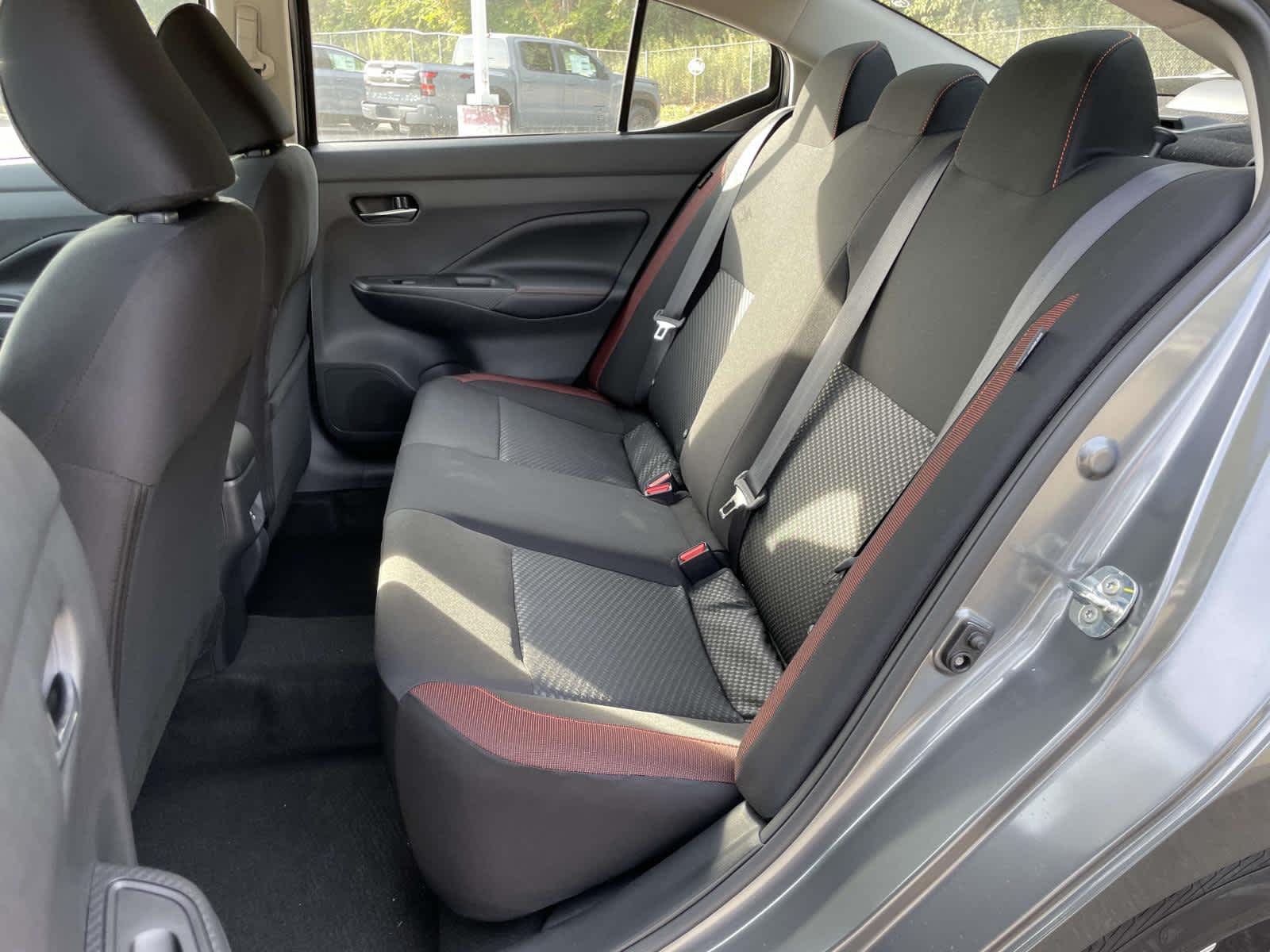 2025 Nissan Versa SR photo 13