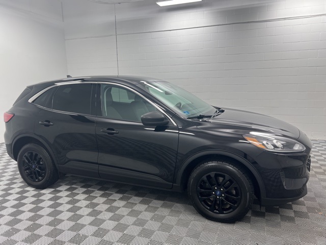 2022 Ford Escape SE photo 4