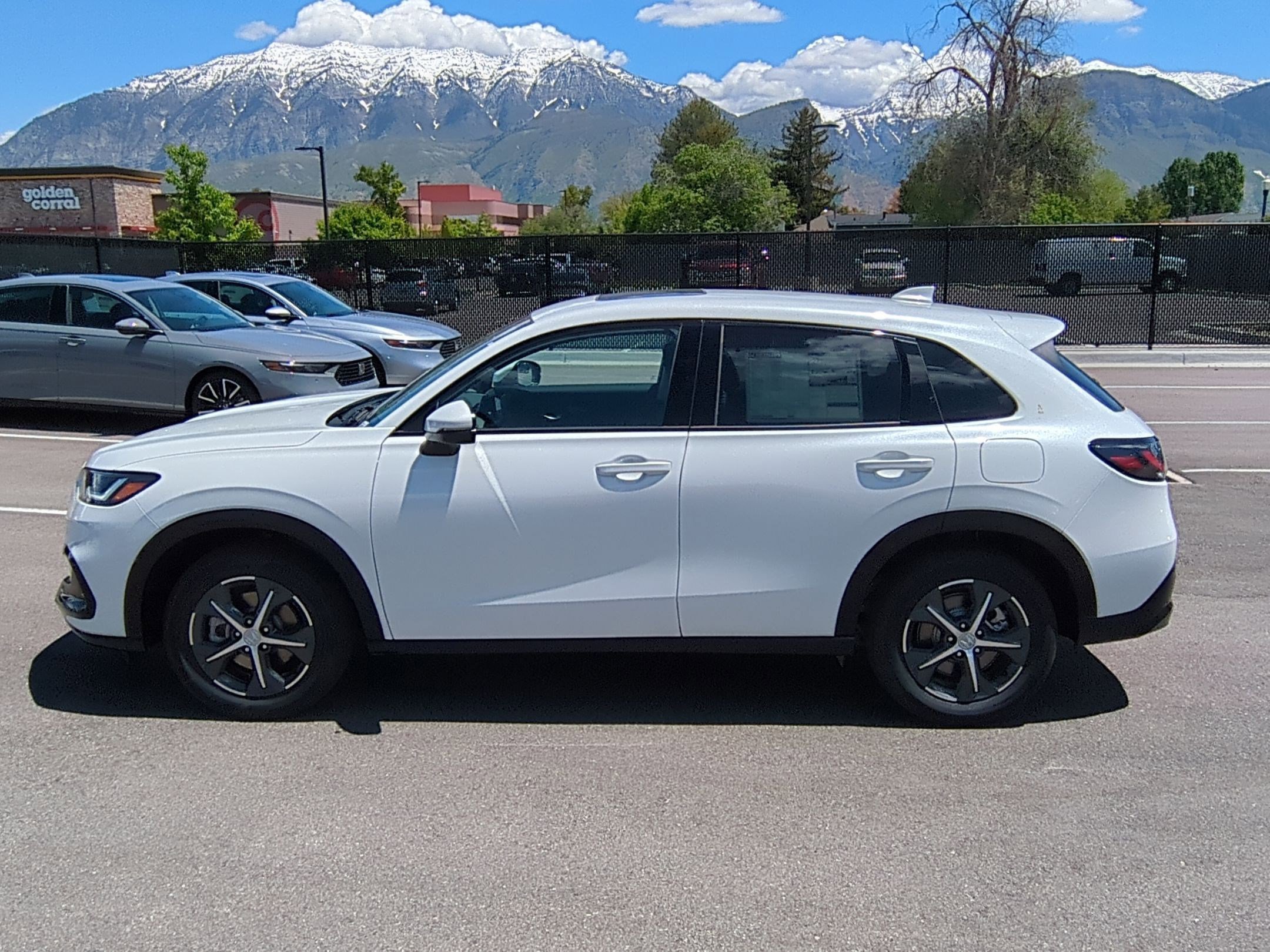 2025 Honda HR-V EX-L photo 6