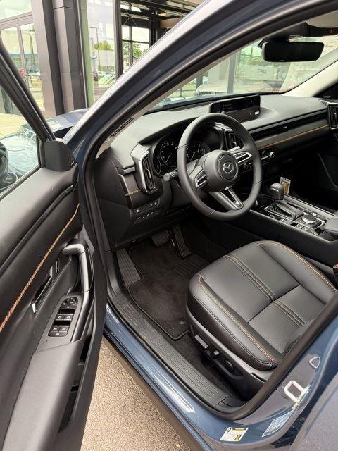 2025 Mazda CX-50 Premium Plus photo 6