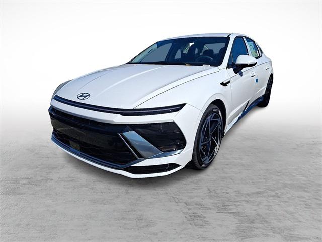 2026 Hyundai Sonata SEL Sport photo 3