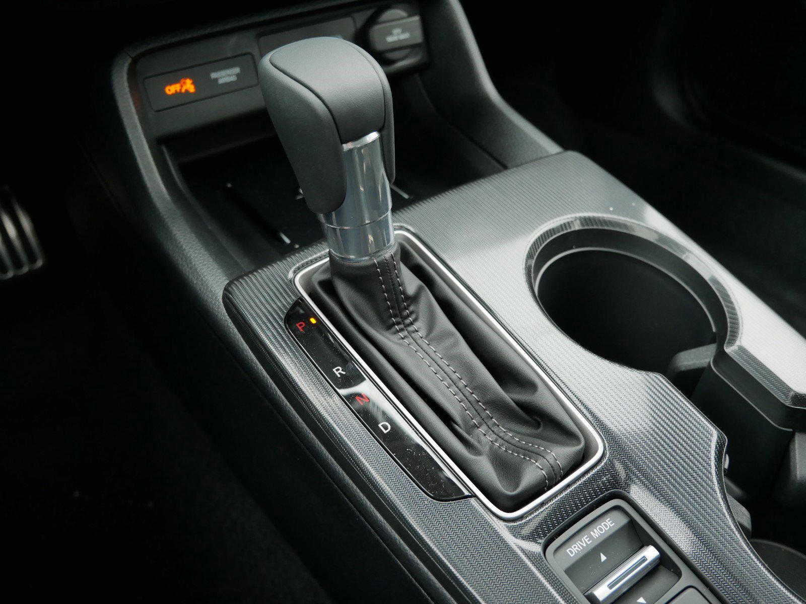 2026 Honda Civic Hatchback Hybrid Sport Touring photo 18