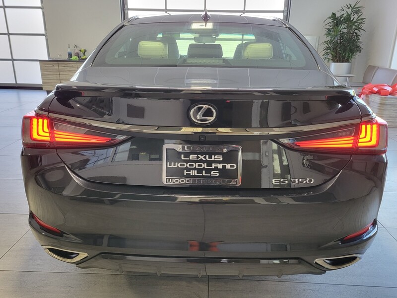 2023 Lexus ES 350 F SPORT Handling photo 4